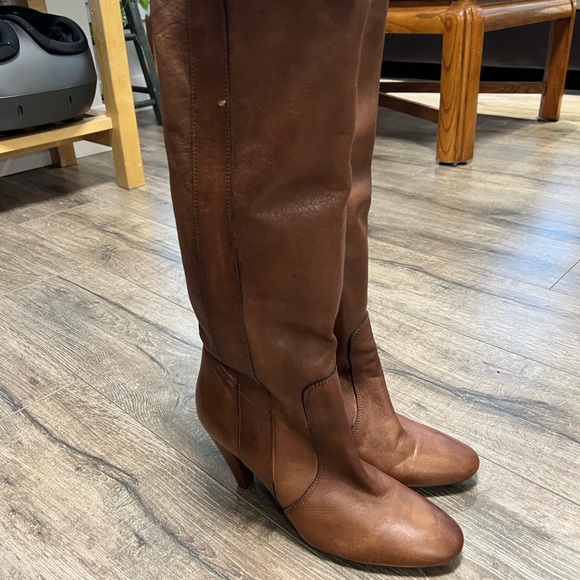 David Dixon Soft Brown Leather Knee High Heeled Boots Size 9 - Picture 3 of 10